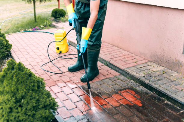 Why Choose Our Certified Pressure Washing Experts for Your Project Needs in Albany, TX?